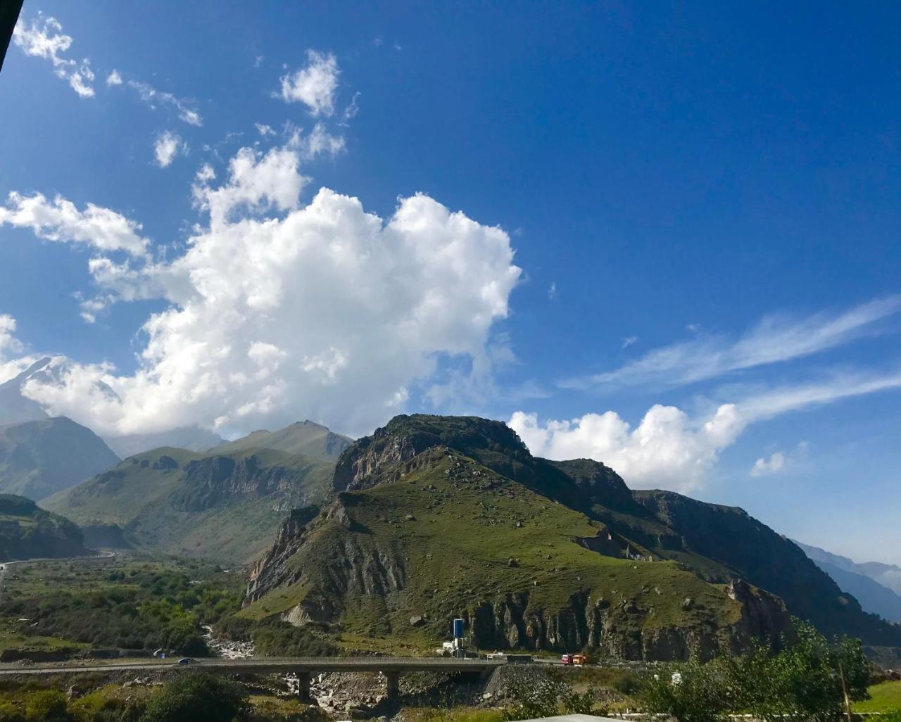 Riverside Kazbegi エクステリア 写真